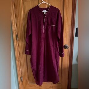 Vintage Diplomat Burgundy Nightshirt – Size Large – Made in USA